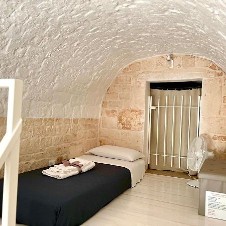 Nido Di Pietra-Dimora In Centro Bed & Breakfast Alberobello Exterior foto