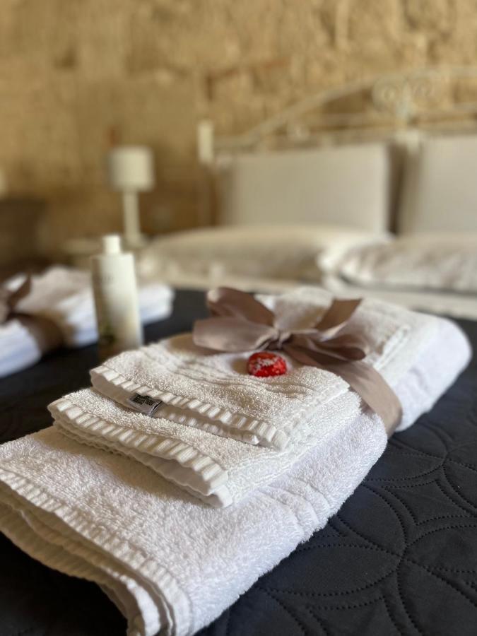Nido Di Pietra-Dimora In Centro Bed & Breakfast Alberobello Exterior foto