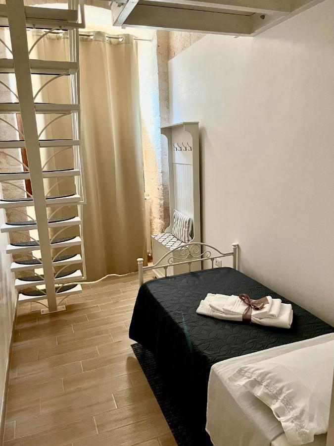 Nido Di Pietra-Dimora In Centro Bed & Breakfast Alberobello Exterior foto
