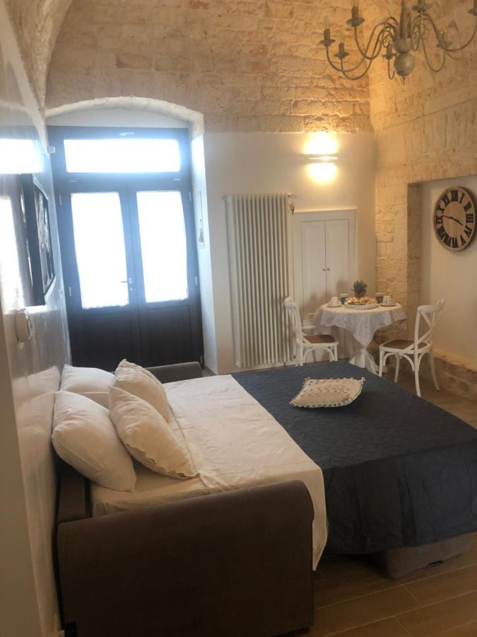 Nido Di Pietra-Dimora In Centro Bed & Breakfast Alberobello Exterior foto
